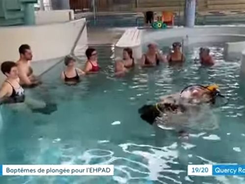 Quand les résidents d'un EHPAD se jettent à l'eau